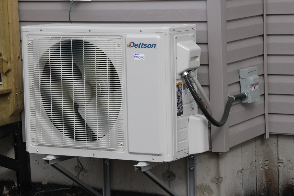 Furnace Repair or Replace? A Homeowner’s Guide for Wisconsin Winters
